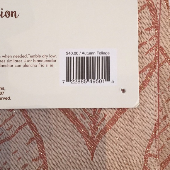 Homewear Table Runner With Set of 5 Placemats. Brand New With Tags. - Picture 4 of 7